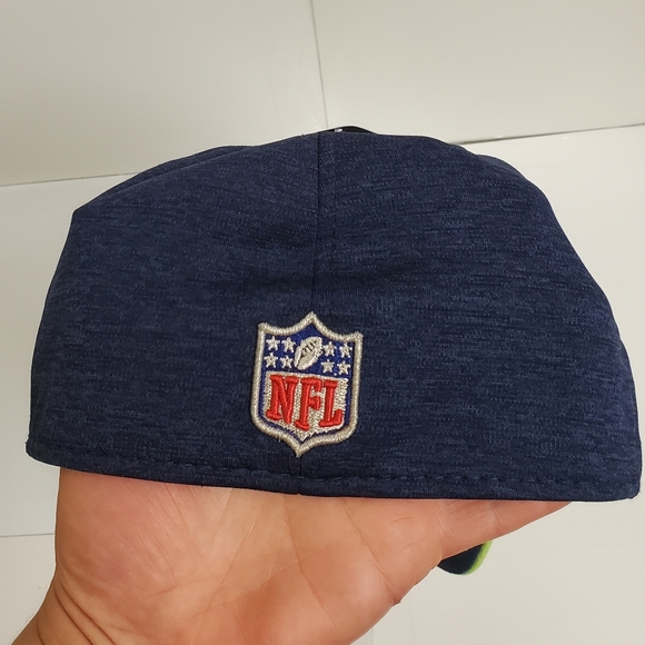 New with tags mens NFL cap size L/XL - Picture 9 of 11